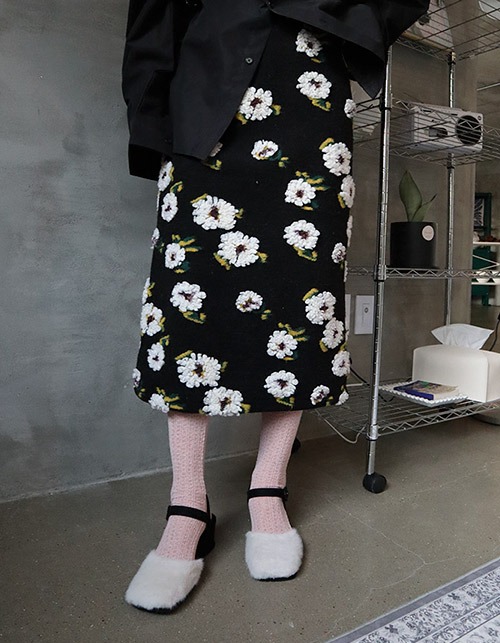 flower knitting long skirt (2 colors)