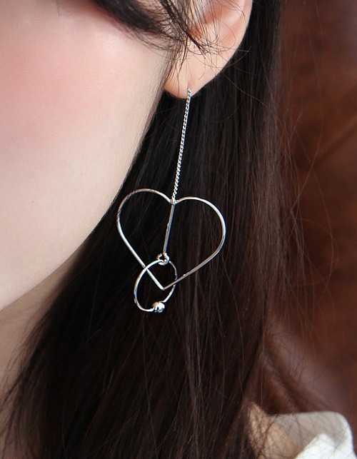 heart pierce earring